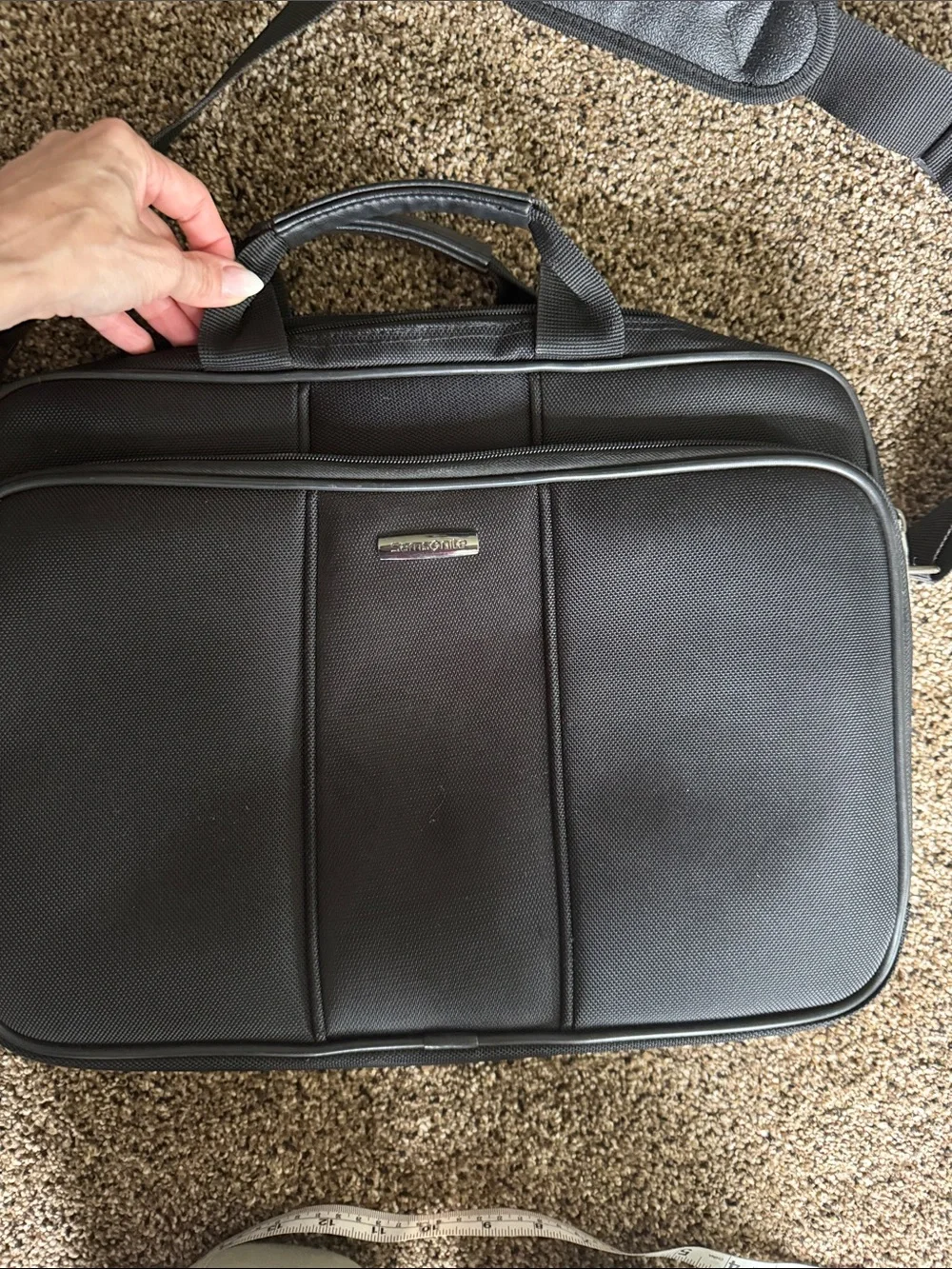 Samsonite Black Laptop Briefcase with Shoulder Strap